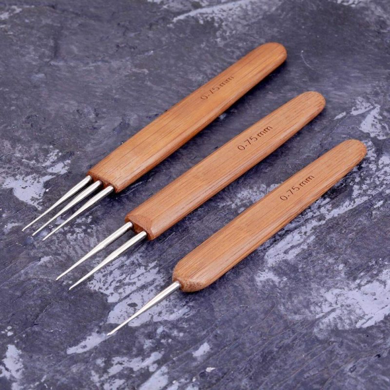 3 Pieces 0.75 mm Dreadlock Crochet Hook Bamboo Needle Weaving Crochet, Include 1 Hook, 2 Hooks, 3 Hooks for Dreadlock Supplies  |   Crochet Supplies Crochet Supplies Crochet Supplies