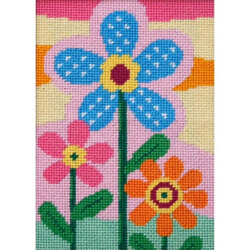 Alice Peterson Three Flowers Canoodle Needlepoint Kit Multicolor |   Needlepoint Needlepoint Multicolor