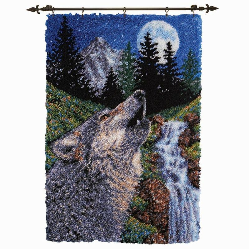 Call of the Wild Latch Hook Kit Multicolor |   Latch Hook Needlework & Fiber Arts Latch Hook