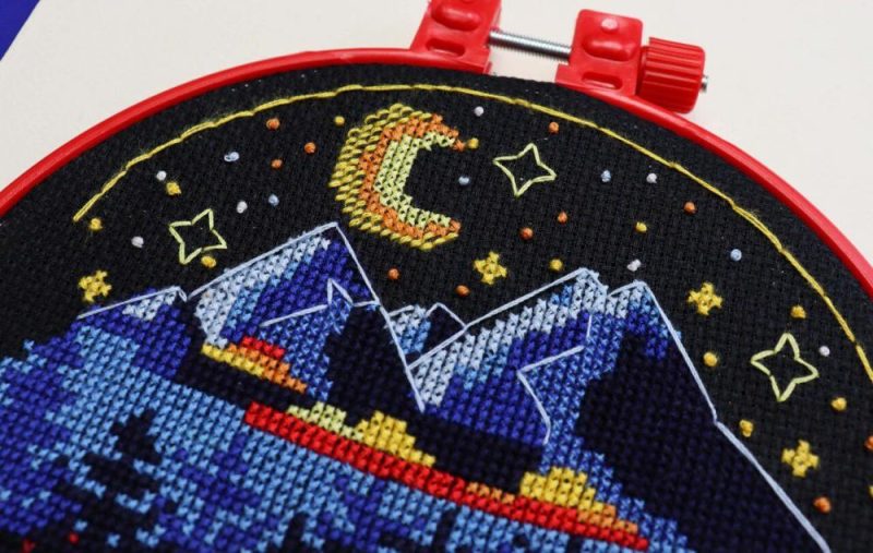 Cross-stitch kit Around the campfire AHM-074  |   Cross Stitch & Embroidery Cross Stitch & Embroidery Cross Stitch & Embroidery