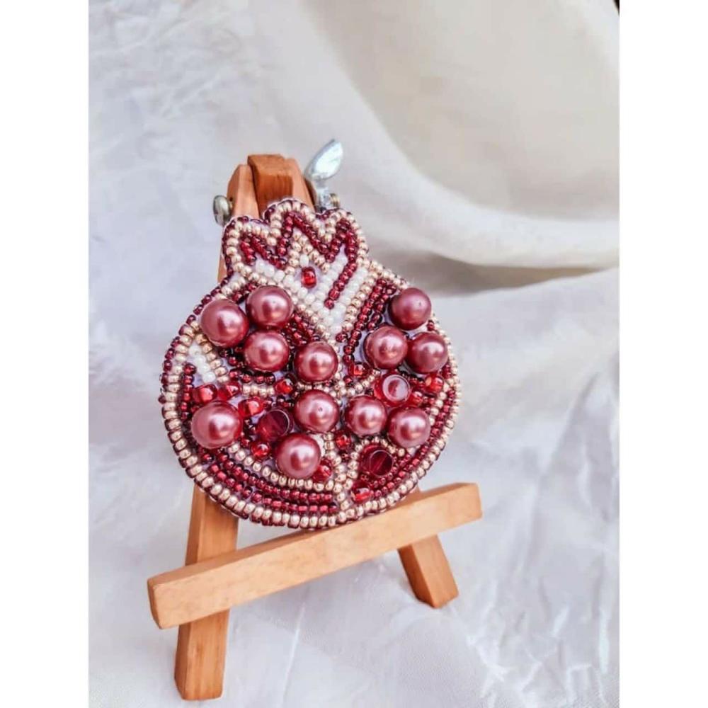 Crystal Art Beadwork Kit For Creating Brooch Pomegranate  |   Beadwork Beadwork Beadwork