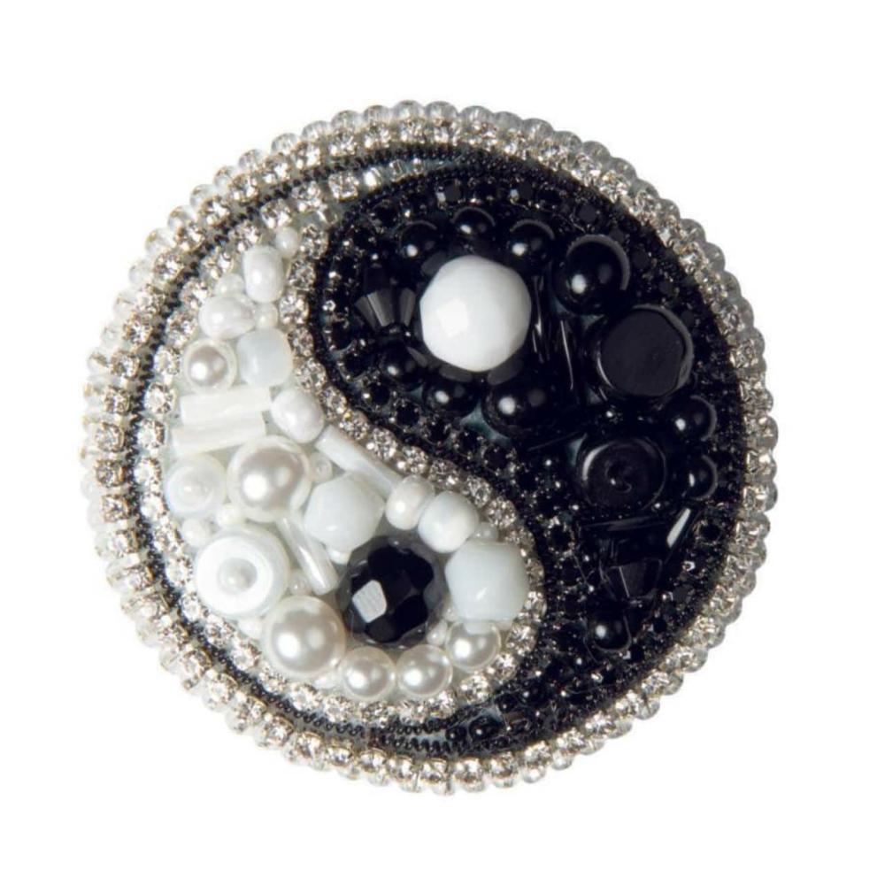 Crystal Art Yin Yang Beadwork Brooch Kit  |   Beadwork Beadwork Beadwork