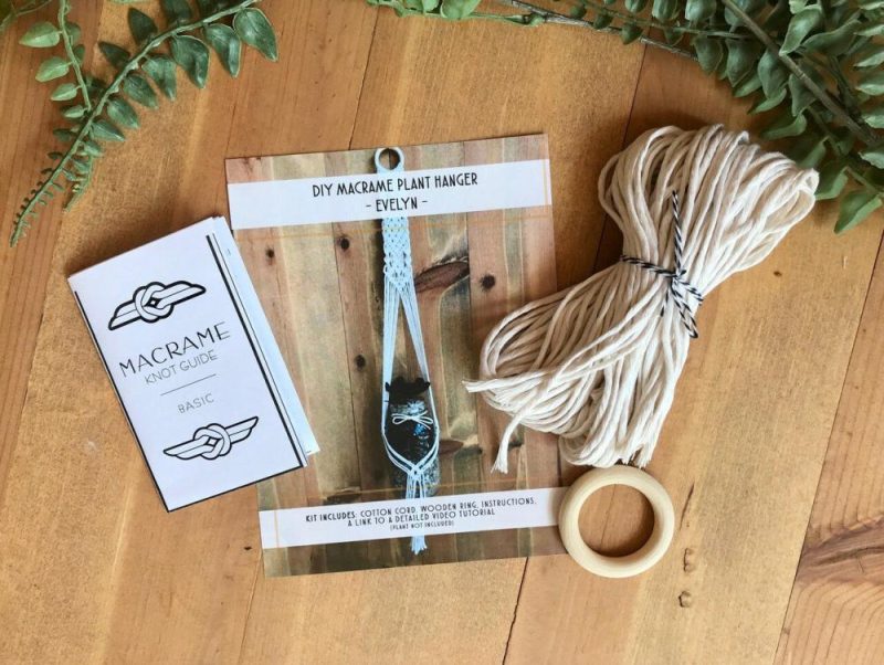 DIY Macrame Plant Hanger Kit – The Evelyn  |   Macrame Macrame Macrame