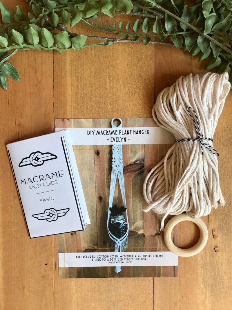 DIY Macrame Plant Hanger Kit – The Evelyn  |   Macrame Macrame Macrame