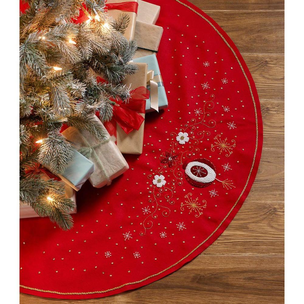 Holiday Elegance Tree Skirt Felt & Sequin Kit Multicolor |   Felting Felting Felting