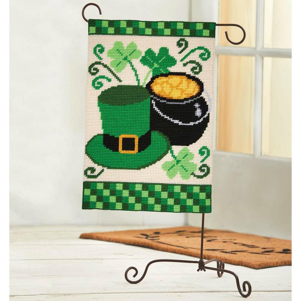 Luck of the Irish Kit & Stand Plastic Canvas Multicolor |   Cloth & Canvas Cloth & Canvas Cloth & Canvas