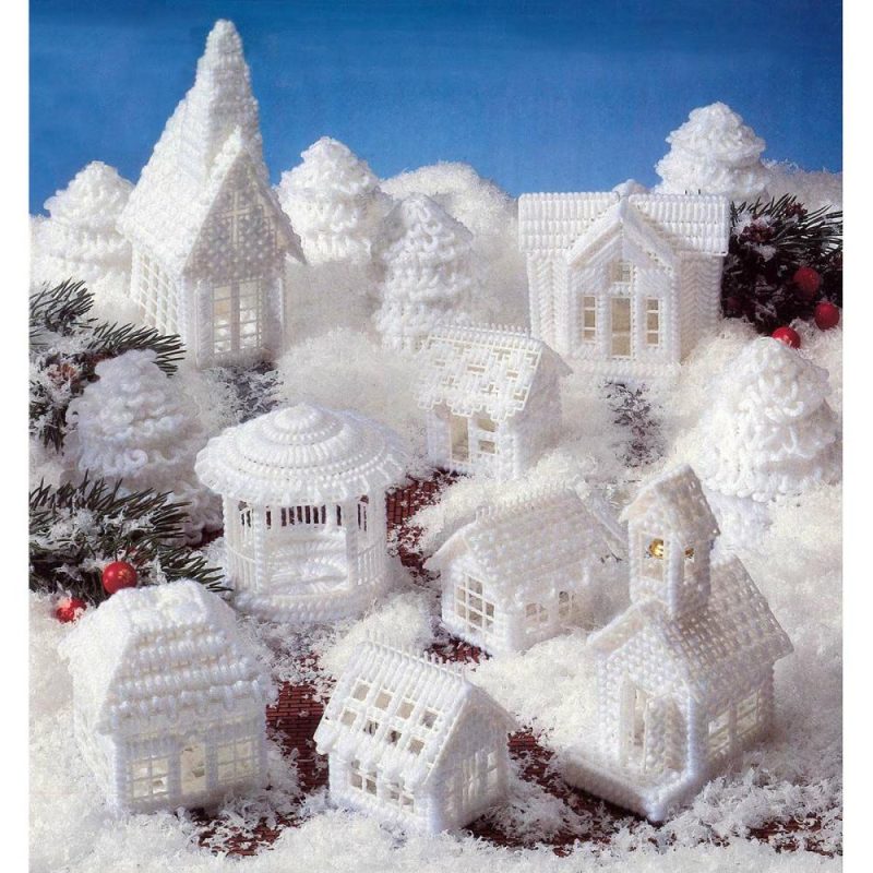 Snow Village Plastic Canvas Kit Multicolor |   Needlepoint Needlepoint Multicolor