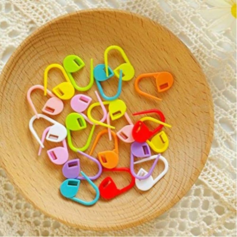 Stitch Markers 10 Colors Knitting Crochet Locking 160Pcs Stitch Needle Clip Counter with 3 Plastic Needle Randomly (Multicolor-160 pcs)  |   Crochet Supplies Crochet Supplies Crochet Supplies